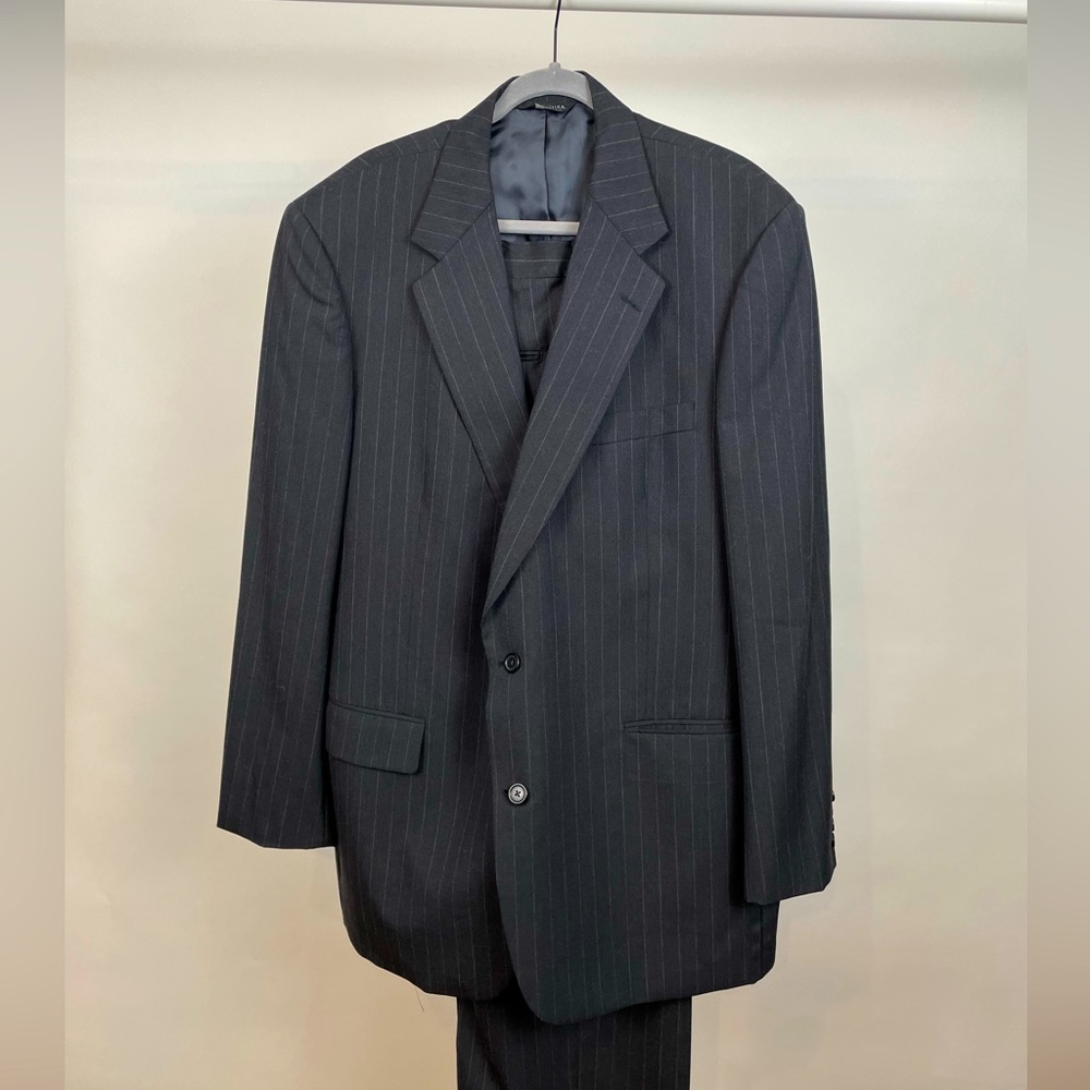 STRIPED SUIT
